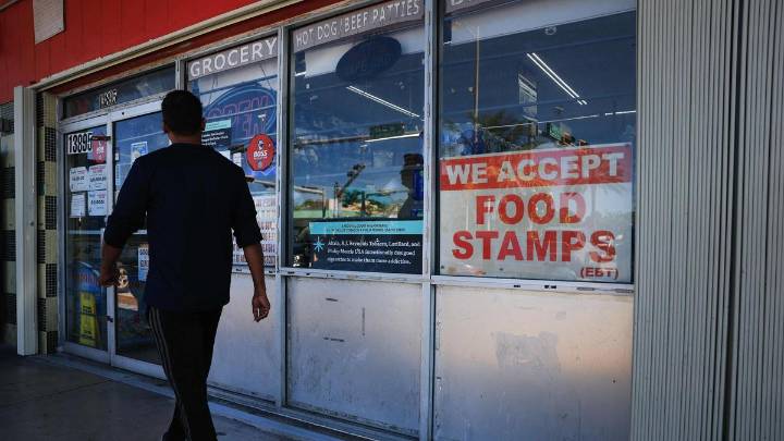 U.S. judge directs Trump administration to provide SNAP food aid benefits amid shutdown