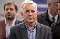 Colombia: Tribunal Superior declara inocente a Álvaro Uribe y anula su condena de 12 años