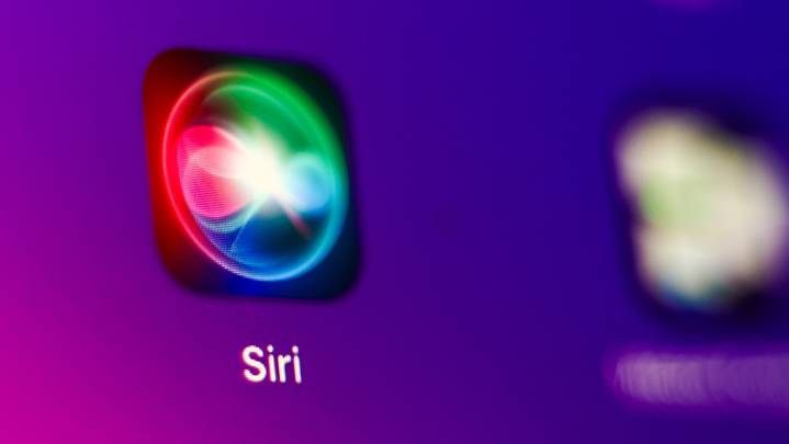 Investigan a Siri por espiar a los usuarios de Apple