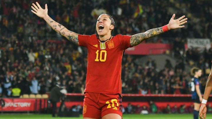 Sonia Bermúdez recupera a Jenni Hermoso y a Mapi León en su primera lista al mando de la selección femenina