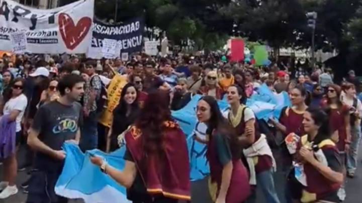 Discapacidad: fuerte movilización en el Congreso en reclamo por la aplicación de la emergencia