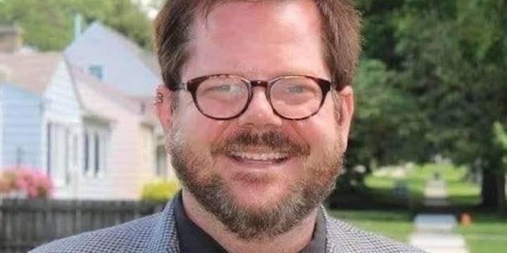 Black Hawk Co. Supervisor charged with sexual abuse