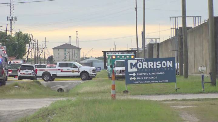 4,000-gallon diesel fire in Harvey prompts road closure, officials say
