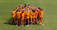 #5 Tennessee Lady Vols notch fifth straight win with 4-1 victory over Ole Miss Rebels