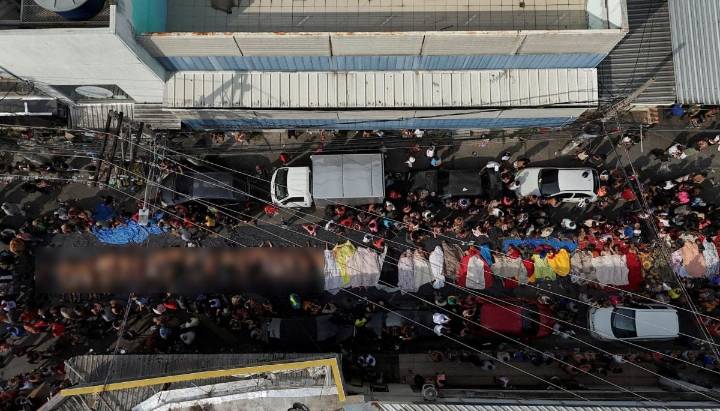 Confirman al menos 132 muertos en operación policial más letal en la historia de Río de Janeiro