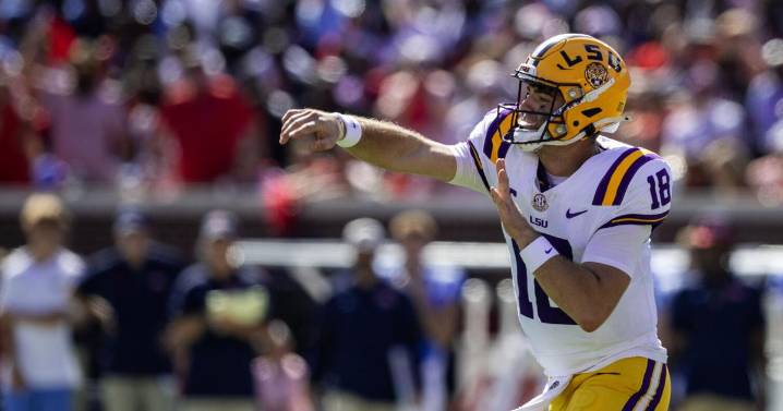 LSU-South Carolina is a battle between two QB's who haven't met expectations. What gives?