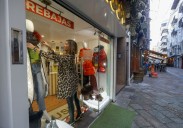 Los trabajadores del comercio textil de Cantabria tendrán un plus en rebajas del 2% al 7%