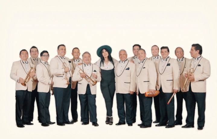 María Conchita Alonso abraza ahora el ritmo tropical: “Seguiré aquí mientras lo disfrute”