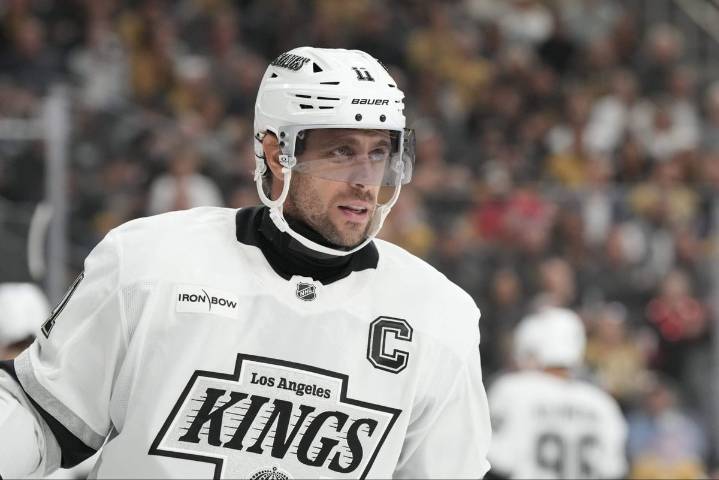 What Anže Kopitar's injury means for Kings in captain's final NHL season