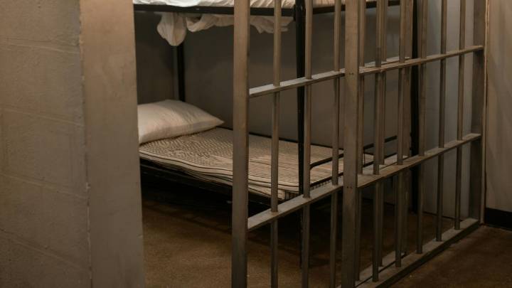 Se hacía pasar por mujer para atraer a jóvenes y abusar de ellas, ya fue capturado