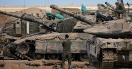 Israel resumes Gaza ceasefire after deadly air strikes