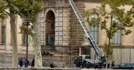 El fabricante del montacargas usado en el robo del Museo Louvre publicitó su aparato: “Hacerlo rápido”