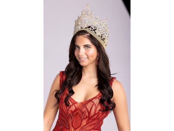 Chatham teen representing Canada at international pageant in Egypt