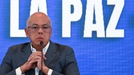 Venezuela advierte a EEUU sobre plan de extremistas para atacar su embajada en Caracas
