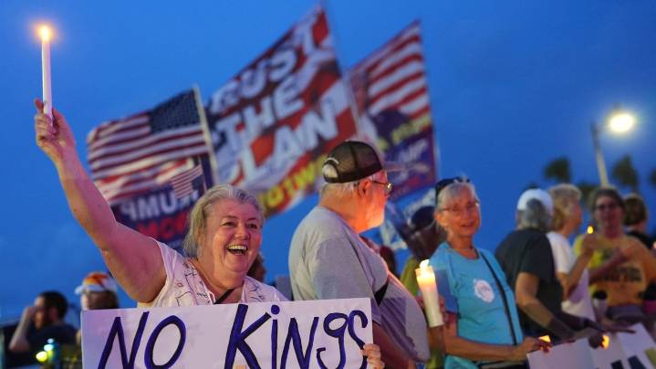 'No Kings' protests return as Trump ramps up authoritarian practices, organizers say