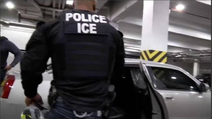 Arrestan Texas sospechoso incitaba tiktok matar agentes de ICE