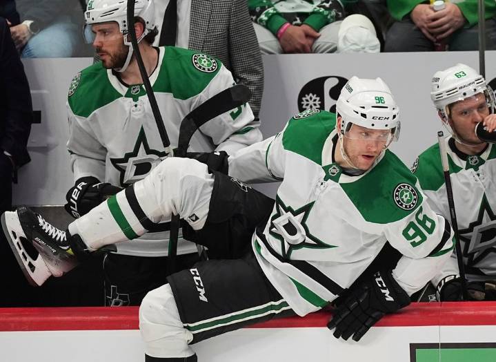 Mikko Rantanen now settled in with the Dallas Stars after topsy-turvy season with 3 teams – Winnipeg Free Press