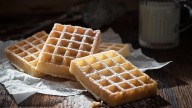 Alerta alimentaria: la AESAN ordena retirar gofres de una conocida marca por la presencia de plásticos