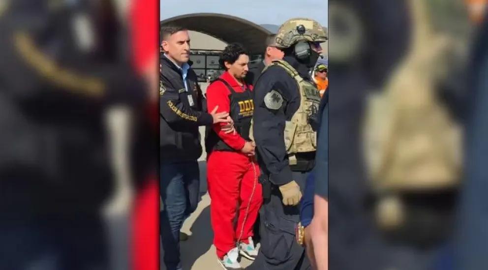 Triple femicidio narco: expulsaron al ladero de “Pequeño J” de Perú y esta noche llegará a Buenos Aires