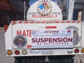 Suspenden pipa por traspasar gas a otro autotanque en vía pública