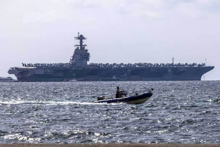 Trump impone sanciones a Petro y despliega su mayor portaaviones en el Caribe