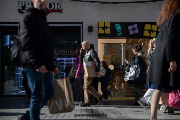 La confianza empresarial baja un 1,3% en el final de año, su mayor caída en dos años