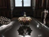 El Louvre traslada joyas al Banco de Francia tras robo millonario