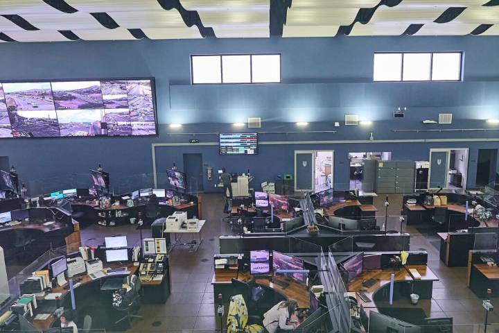 Will New Bonuses Keep Honolulu's 911 Staff On The Job?