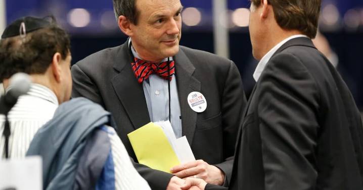 Charles Munger Jr.: Meet the megadonor opposing Prop 50
