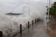 Tormenta Karen surge en el Atlántico