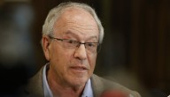 Diputado Hirsch apunta a "malos entendidos" y "desprolijidad" por su salida del equipo de voceros de Jeannette Jara