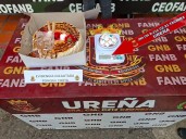 Un caucho de moto y una torta de cumpleaños fueron utilizados para transportar droga