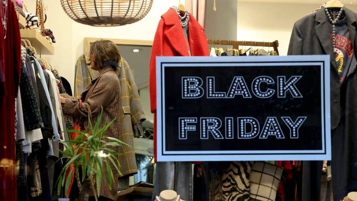 Las empresas pertrechan ya sus plantillas para el Black Friday