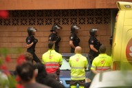 Reducen al hombre que se había atrincherado en una vivienda en Tenerife