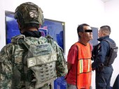 Detienen a un hombre con orden de aprehensión pendiente