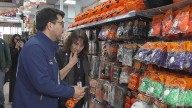 Decomisan disfraces en el Barrio Franklin previo a fiesta de Halloween