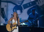 Review: Sarah McLachlan gives the audience a trip toward ecstasy