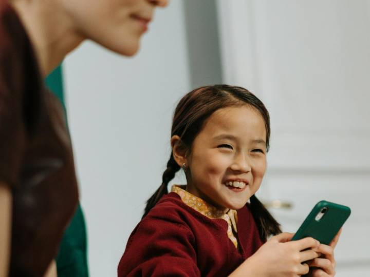 Kids Are Prank-Texting Their Parents in Creative & Disturbing Ways