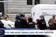 Brutalidad policial contra un jubilado: hasta los periodistas de TN se indignaron y se enojaron en vivo