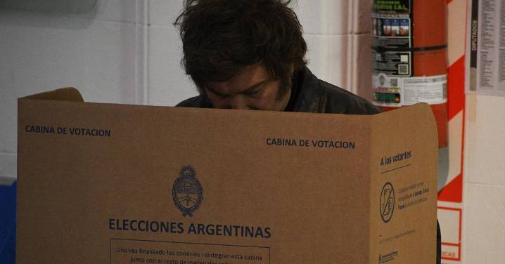 La colectividad española en Argentina, entre la decepción y la esperanza tras el triunfo de Milei