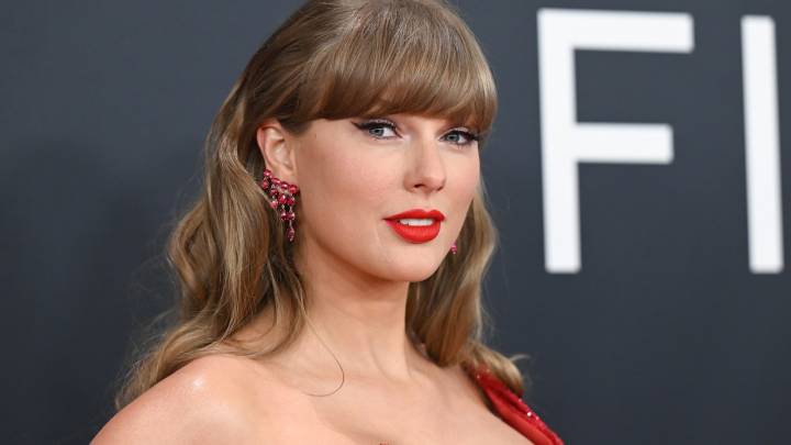 Did Taylor Swift Use AI to Make 'Showgirl' Promotional Videos?