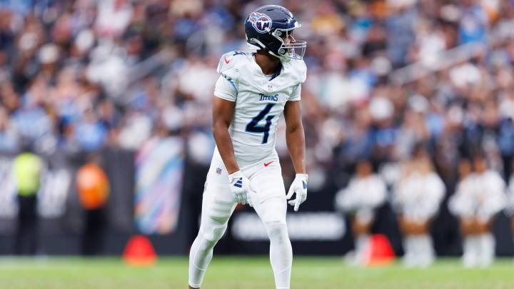 Report: Titans will release Tyler Lockett, at his request