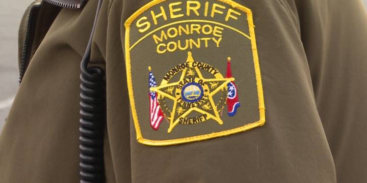 Search underway for missing boater in Monroe County, sheriff says