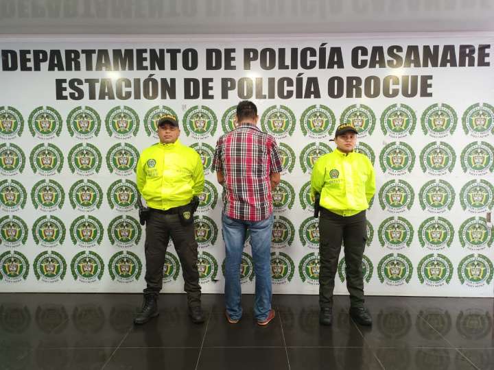 Docente fue capturado por delitos sexuales, habría accedido a una estudiante