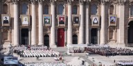El papa canonizó por primera vez a dos beatos de Venezuela: José Gregorio Hernández y Carmen Rendiles