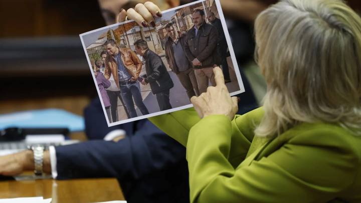 Sánchez dice que Ábalos fue de "máxima confianza", y que sus "hábitos" le repugnan