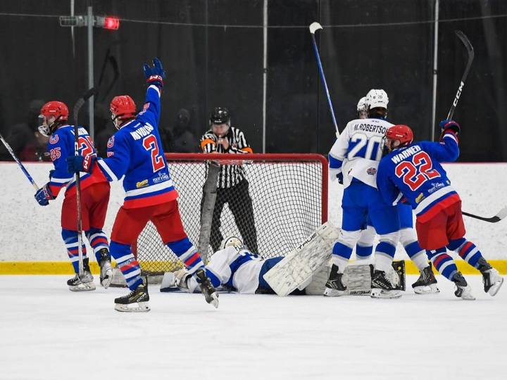 Cornwall Colts win 4-1 tilt against Navan Grads