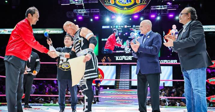 ¡Orgullo del CMLL! Okumura es galardonado por unir dos naciones a través de la lucha