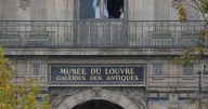 Thieves steal crown jewels in 4 minutes from Louvre Museum