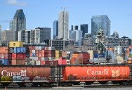 Estados Unidos anuncia un aumento del 10% de los aranceles a Canadá
